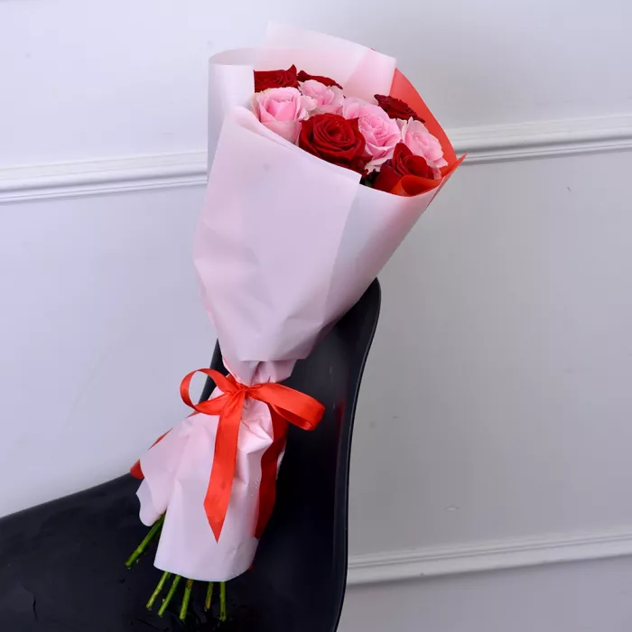 9 разноцветных роз premium 40 см