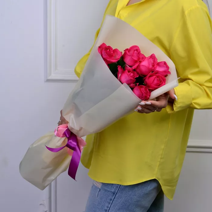 7 малиновых роз 60 см