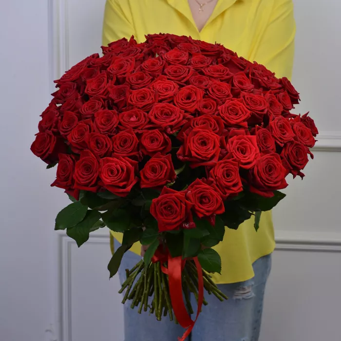 75 красных роз Premium 50 см