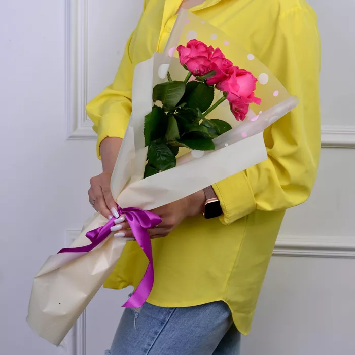 Букет из 3 малиновых розы 50 см