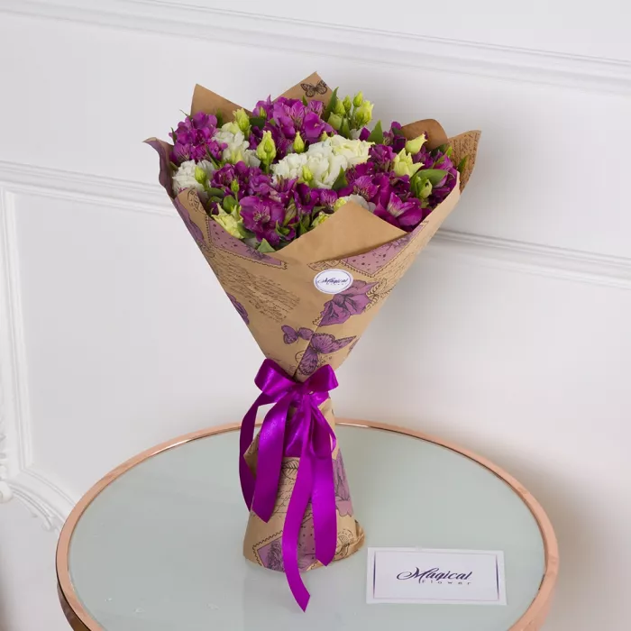 Букет из эустомы с альстромерией