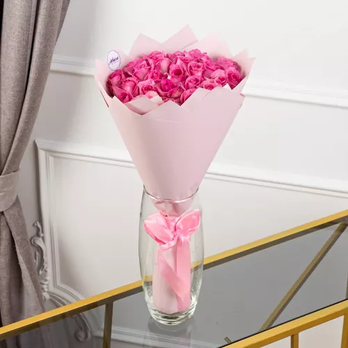 Монобукет из 25 розовых роз 50 см