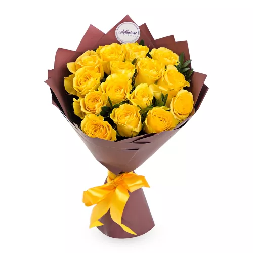 Желтый букет из 15 роз