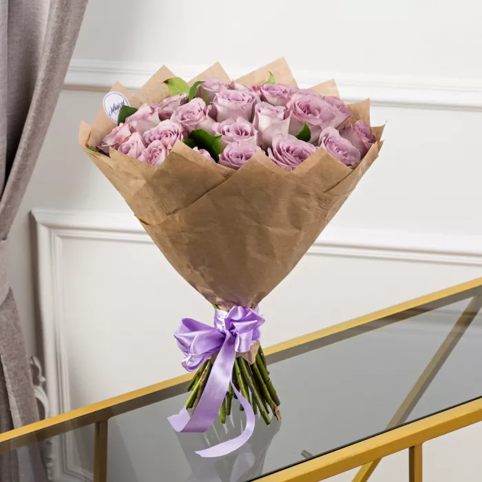 Букет из 25 сиреневых роз