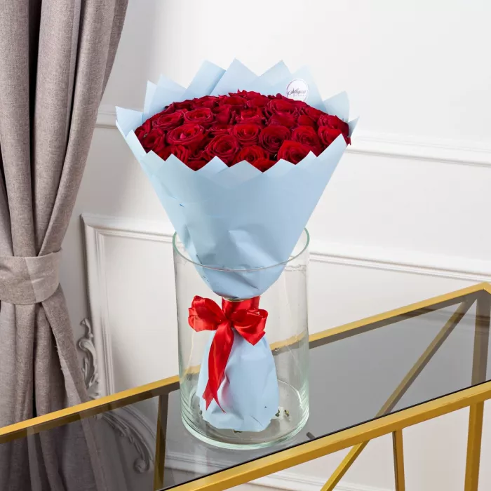 Букет из 35 красных роз 50 см