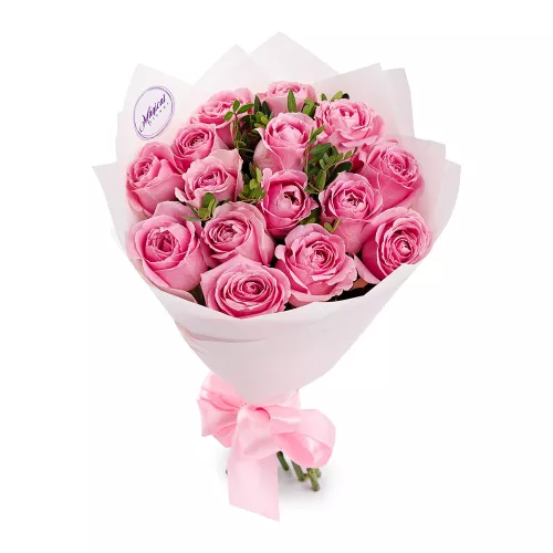 Монобукет из 15 розовых роз с фисташкой