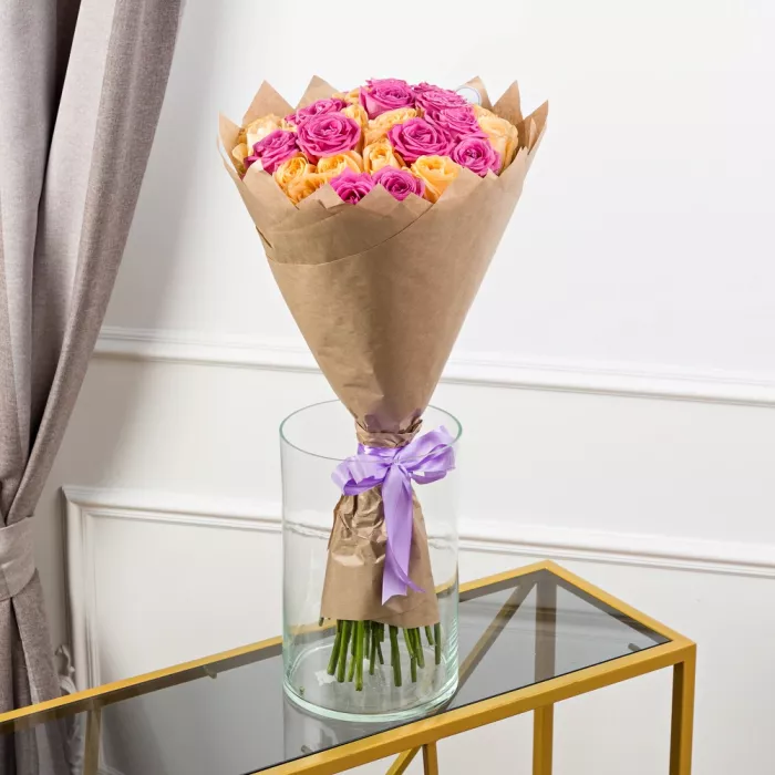 35 разноцветных роз 60 см