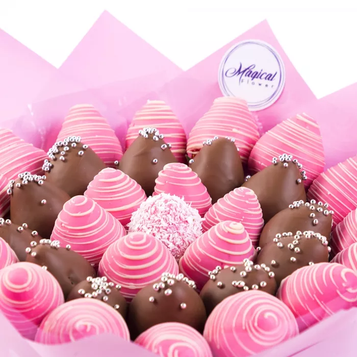 Букет из клубники (Клубничный Гольфстрим размер М)