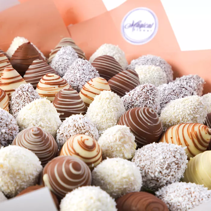 Букет из клубники (Клубничный Мокко размер L) Букет из клубники (Клубничный Мокко размер L)