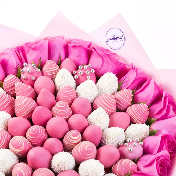 Букет из клубники (Розовое облако размер L) Букет из клубники (Розовое облако размер L)