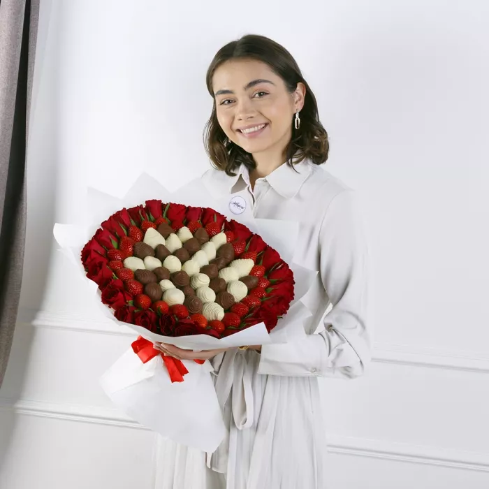 Букет из клубники (Салют размер L) Букет из клубники (Салют размер L)