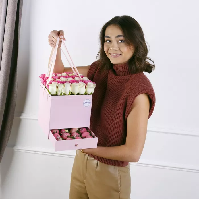 Клубника в шоколаде (Розовая коробка с Секретом)