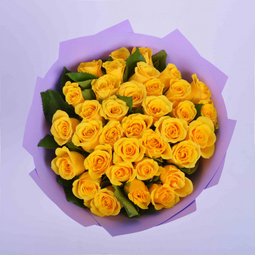 Букет желтых цветов из 25 роз